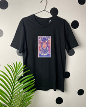 Black Tarot T-shirt: The World